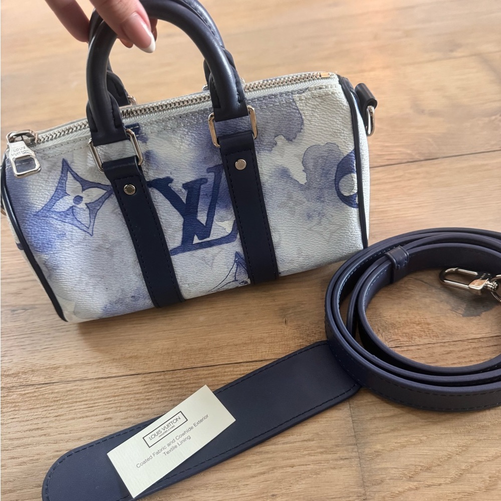 Louis Vuitton Navy and Cream Monogram Bag